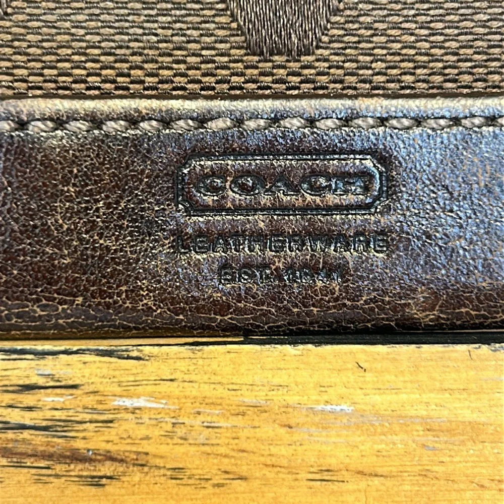 Coach minimalist keychain wallet - Picture 3 of 11